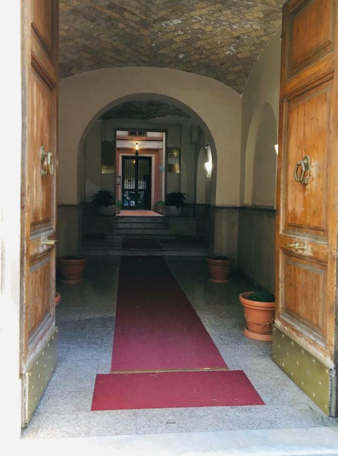 Vatican Glee Rooms 로마 외부 사진